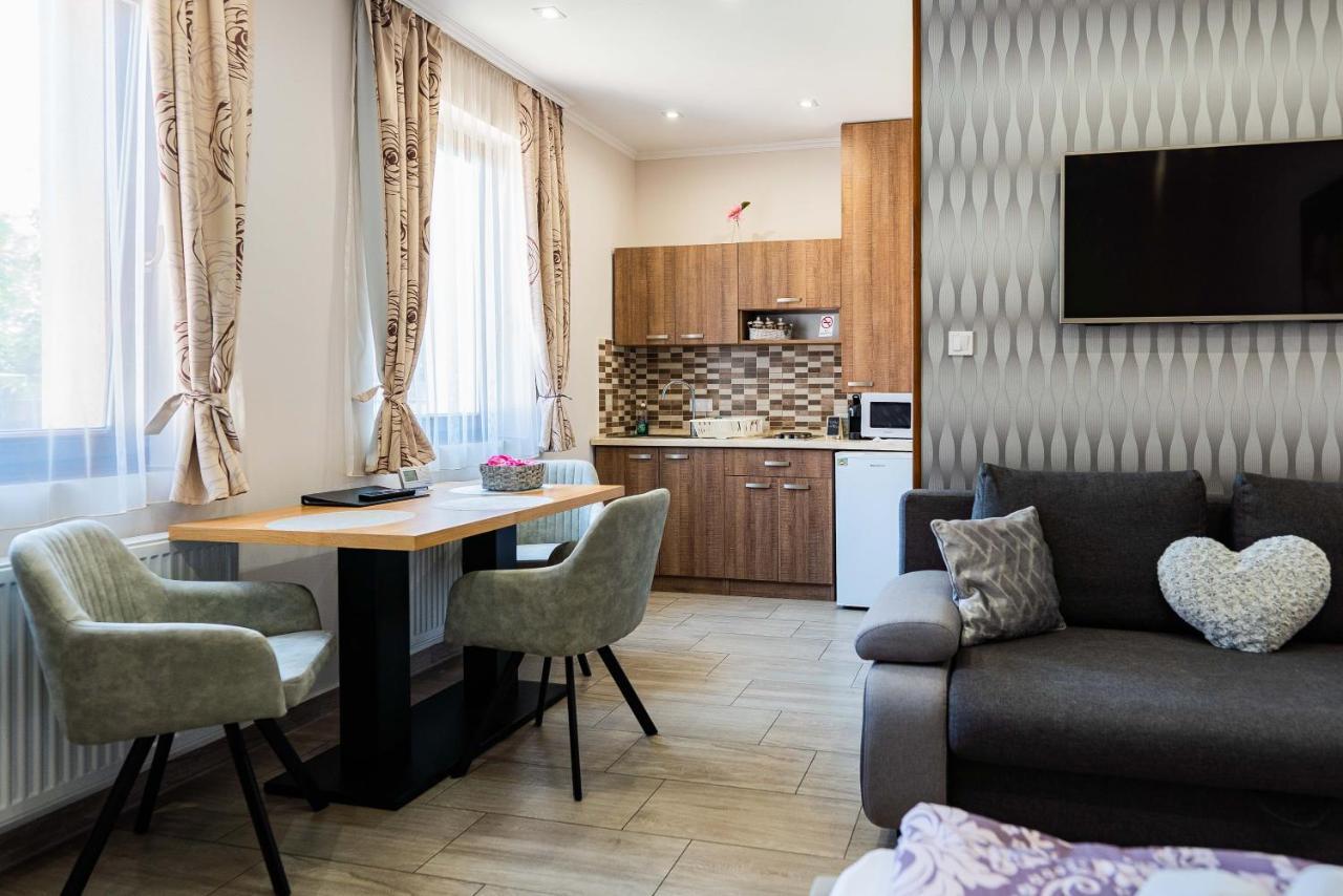 Allium Apartment Makó Exteriér fotografie