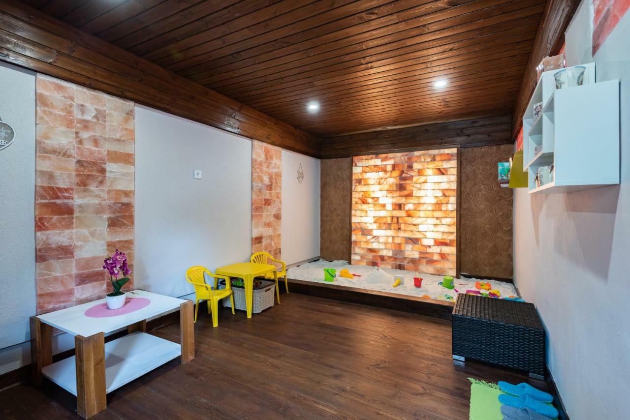 Allium Apartment Makó Exteriér fotografie